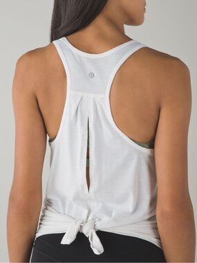 3/$50 Lululemon Salute the Sun Tank Top